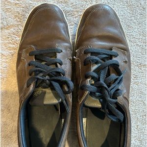 Nike Braata SB Premium Leather loafer/boat sneaker.